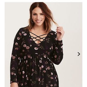 Cris cross front babydoll top Size 2 NWT